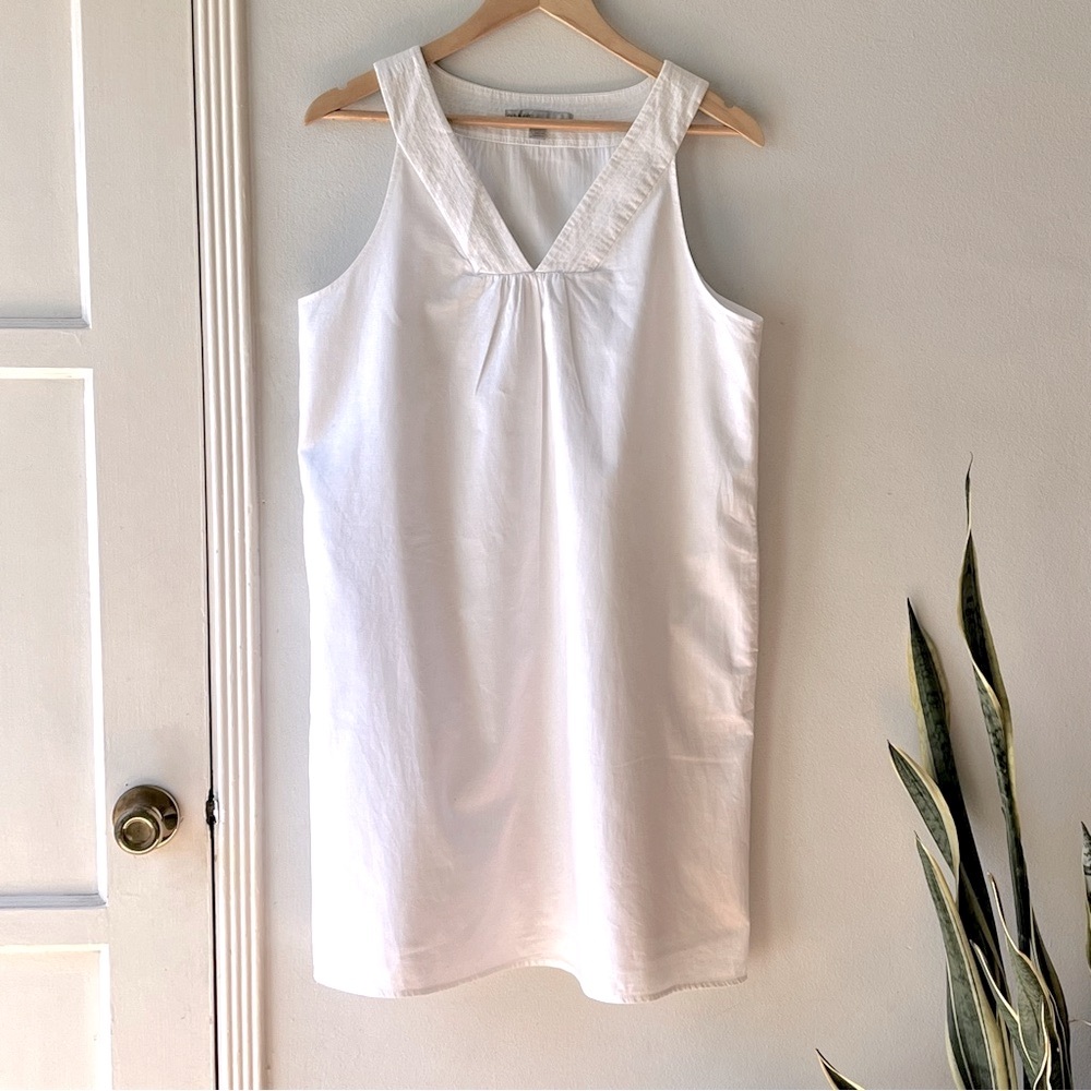 ON• White Linen/Cotton V-Neck Shift Dress•sz L